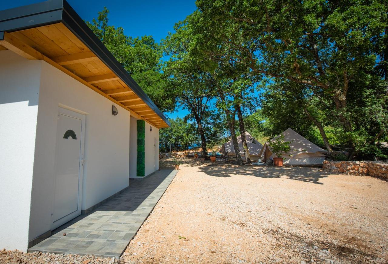 Hotel Rock Oak Glamping 3 Imotski Exterior foto
